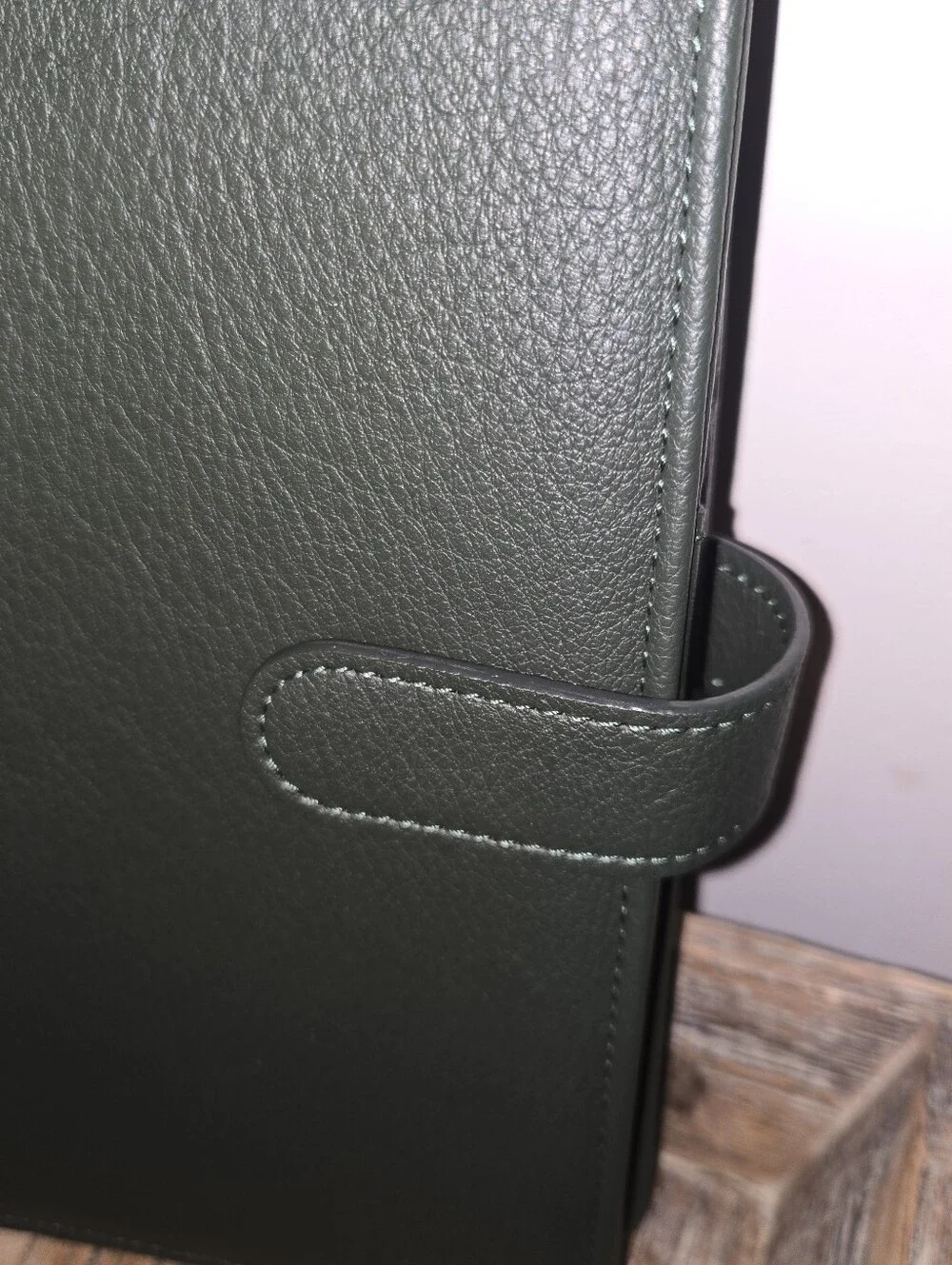 FranklinCovey Classic Leather Planner Binder Organizer 7-Ring Olive Green 81704